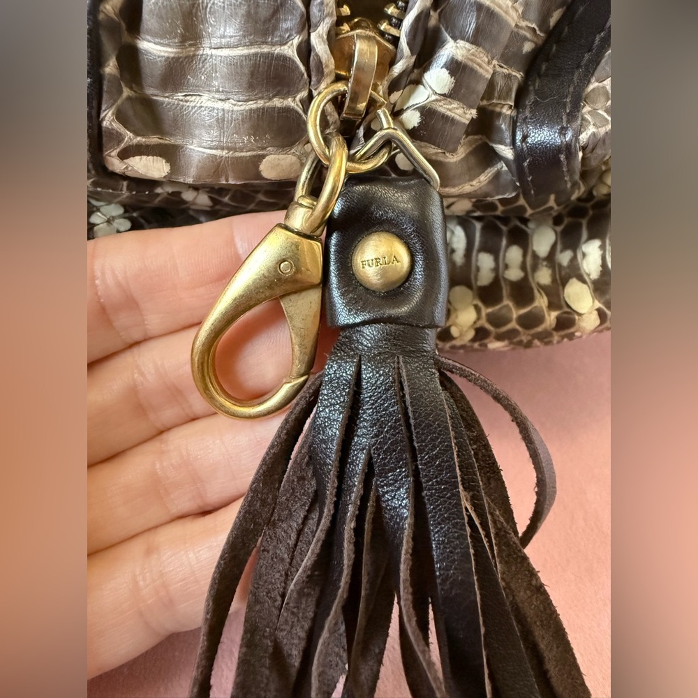 💯 Auth FURLA Snakeskin Leather Hobo Shoulder Bag w Brown Leather & Large Tassle - Picture 6 of 16